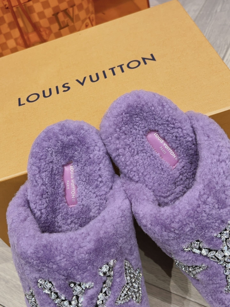 Louis Vuitton Slippers